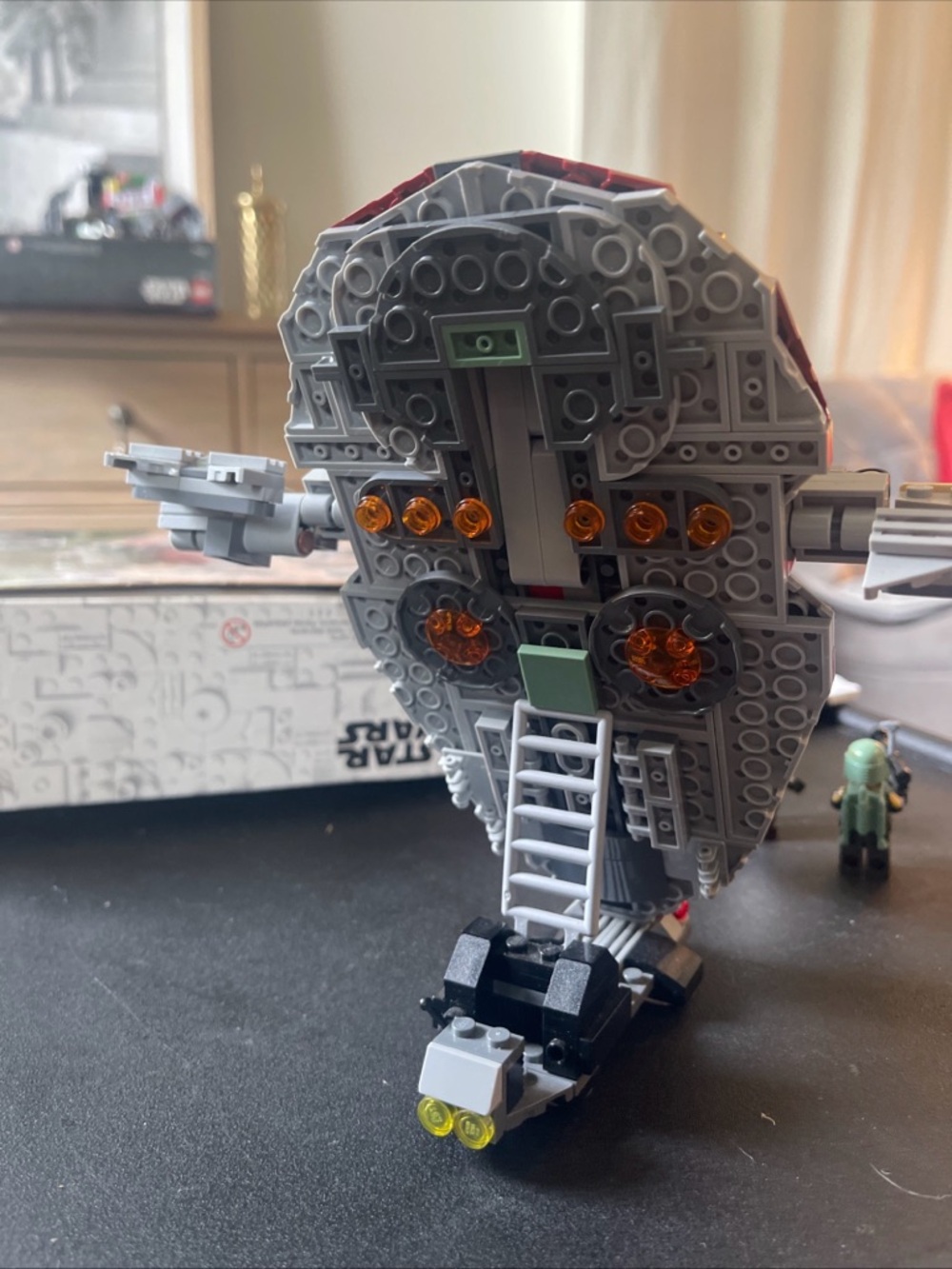 LEGO Star Wars: Boba Fett's Starship (75312) - Picture 4 of 11
